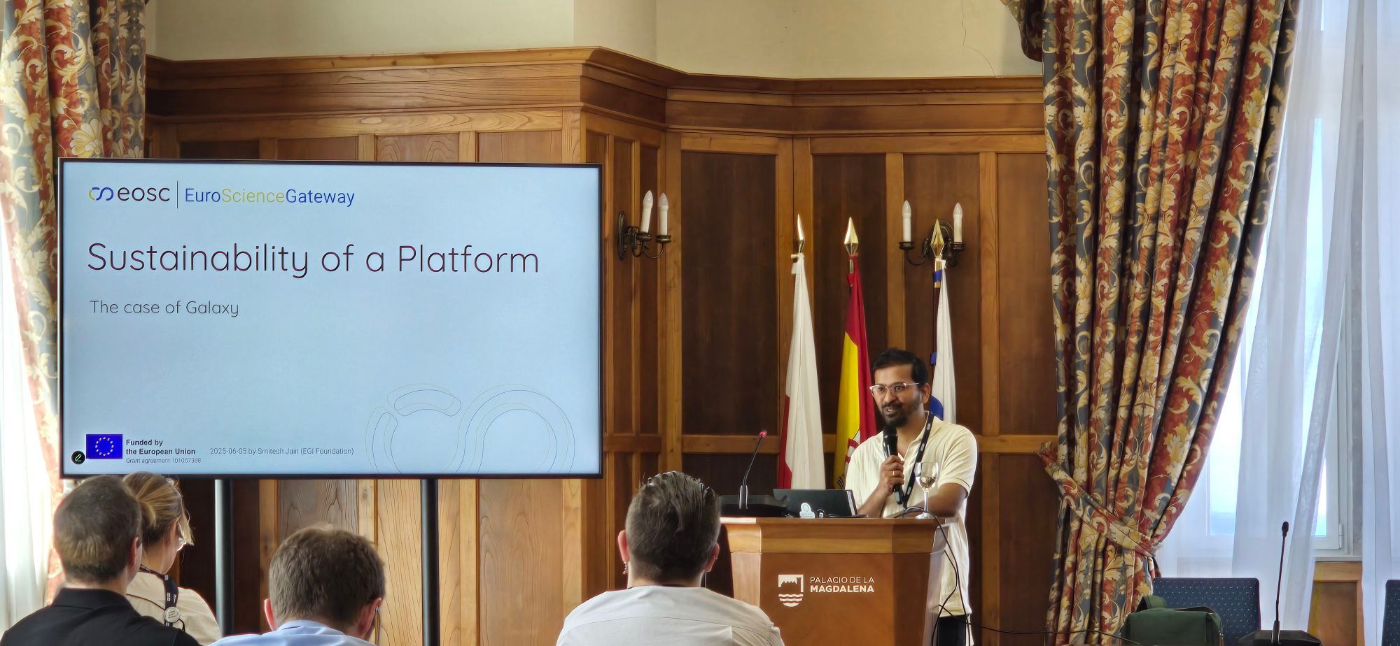 Smitesh Jain presenting "Sustainability of a Platform - The Case of Galaxy (EuroScienceGateway)"